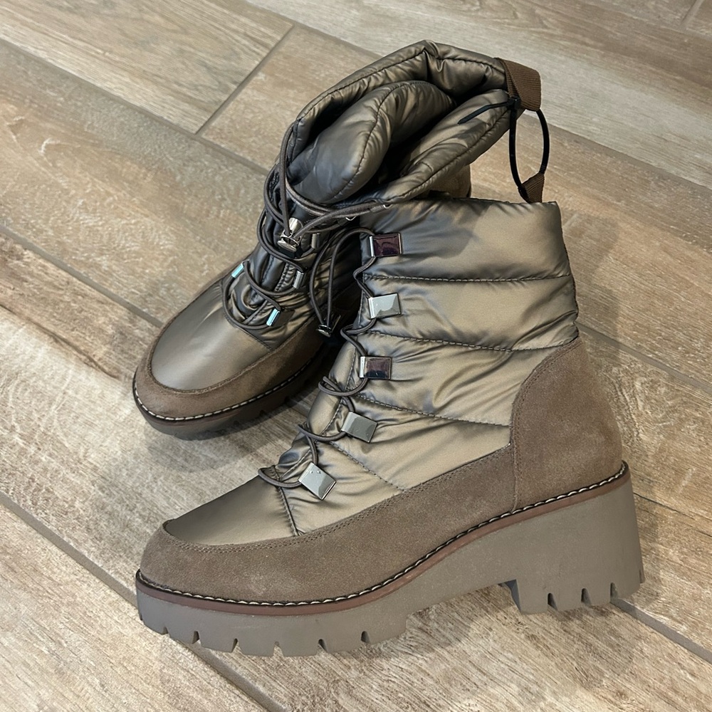 Blondo Daylor waterproof boots taupe nylon and suede size 9.5 NEW